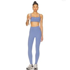 437 Essential Leggings in French Blue